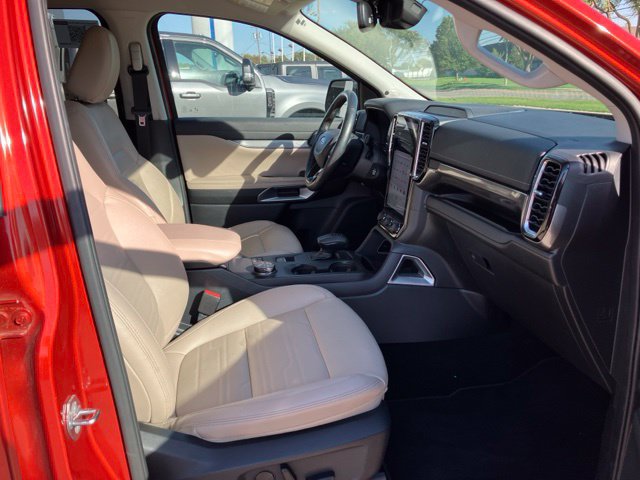 Used 2024 Ford Ranger Lariat w/ Trailer Tow Package AWD/4WD image 18