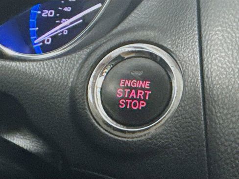 Used 2018 Subaru Outback 2.5i Limited image 19