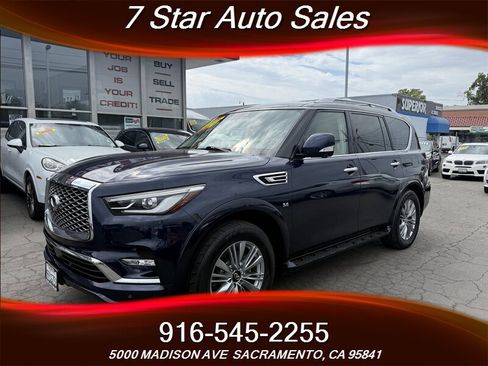 Used 2018 INFINITI QX80 4WD w/ Driver Assistance Package image 3