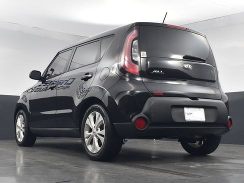Used 2015 Kia Soul + FWD image 20