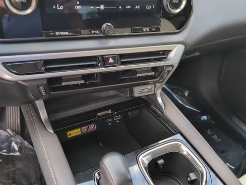 Used 2023 Lexus RX 350 FWD image 18