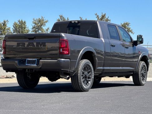 New 2026 RAM 2500 Limited AWD/4WD image 3