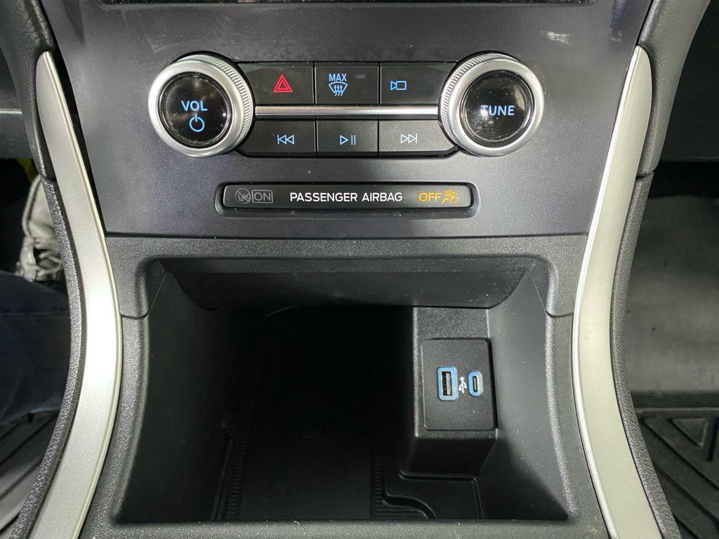 Used 2022 Ford Edge SEL w/ Convenience Package AWD/4WD image 28