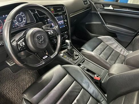 Used 2018 Volkswagen Golf R 4-Door AWD/4WD image 11