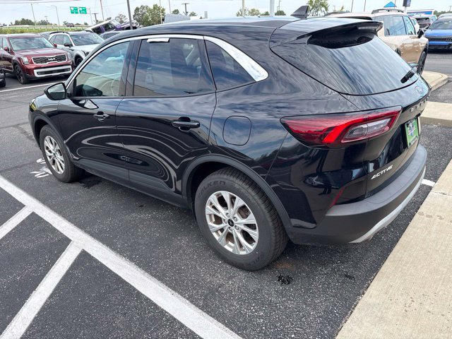 Used 2023 Ford Escape Active AWD/4WD image 10