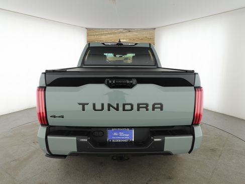 Used 2024 Toyota Tundra Platinum image 4