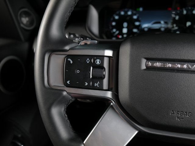 Certified 2025 Land Rover Discovery S AWD/4WD image 18