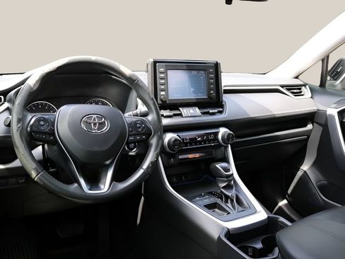 Used 2019 Toyota RAV4 XLE Premium w/ All Weather Liner Package FWD image 15