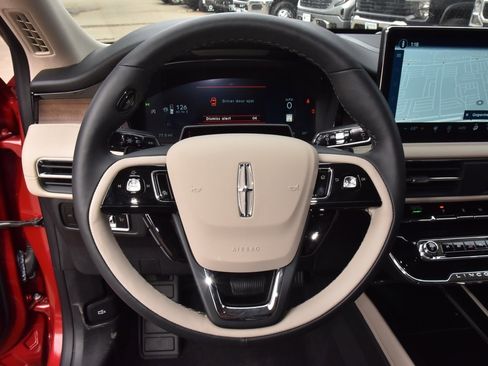 New 2026 Lincoln Corsair Reserve image 22