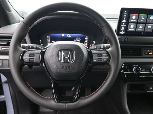 New 2026 Honda Pilot Sport image 7