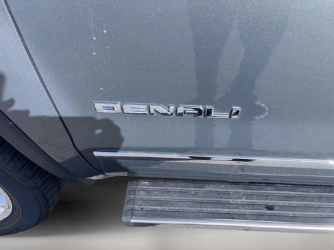Used 2018 GMC Sierra 1500 Denali image 3