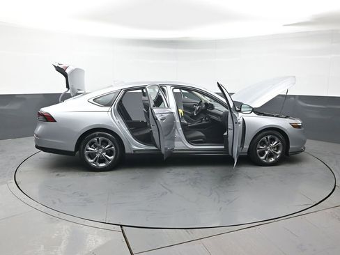Used 2023 Honda Accord EX image 46