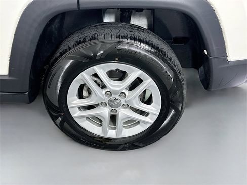 Used 2021 Jeep Compass Sport w/ Cold Weather Group image 29