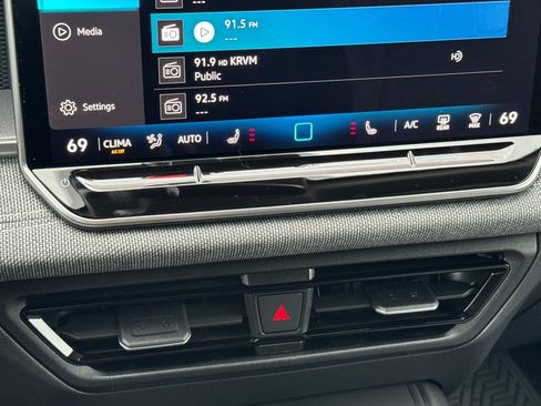 New 2026 Volkswagen Tiguan S AWD/4WD image 19