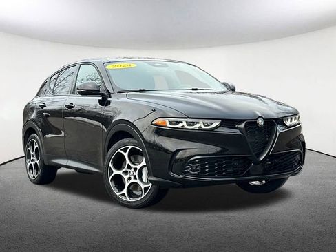 Used 2024 Alfa Romeo Tonale Sprint image 2