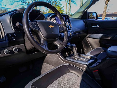 Used 2019 Chevrolet Colorado Z71 image 7
