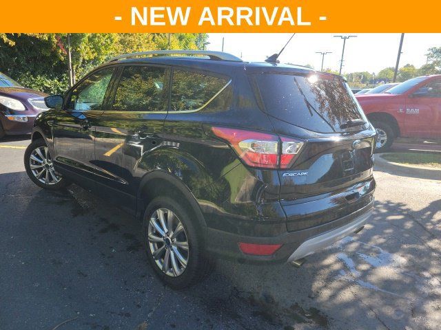 Used 2018 Ford Escape Titanium AWD/4WD image 5