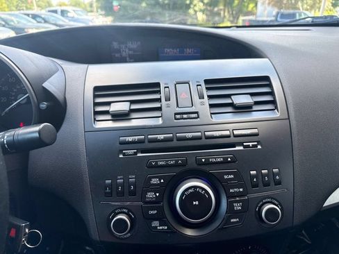 Used 2012 MAZDA MAZDA3 i Touring FWD image 25