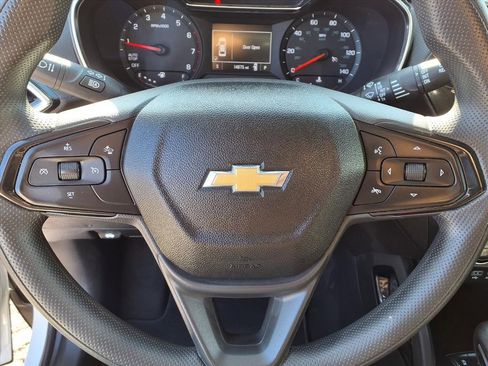 Used 2023 Chevrolet TrailBlazer LT w/ Convenience Package image 10