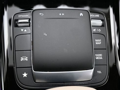 Used 2022 Mercedes-Benz GLA 250 w/ Premium Package Lite image 28