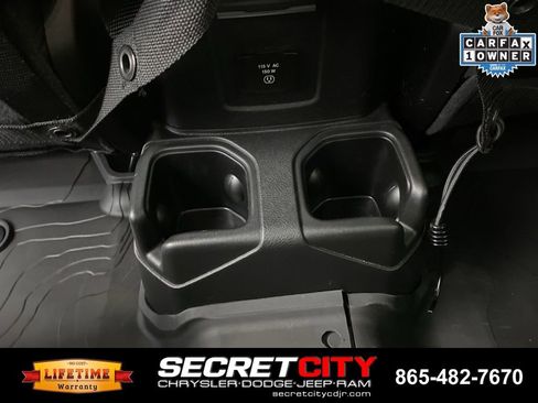 Used 2022 Jeep Wrangler Unlimited Rubicon AWD/4WD image 28