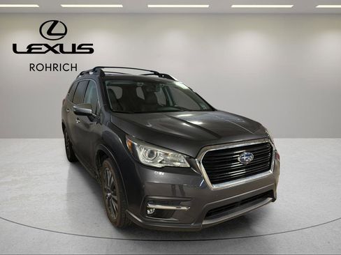 Used 2019 Subaru Ascent Touring w/ Popular Package #3 image 4