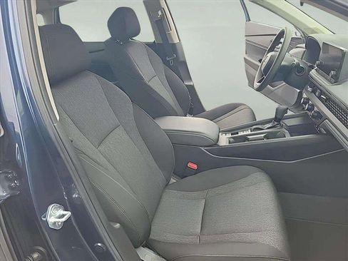 Used 2025 Honda Accord SE image 27
