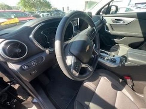 Used 2025 Chevrolet Blazer LT image 14