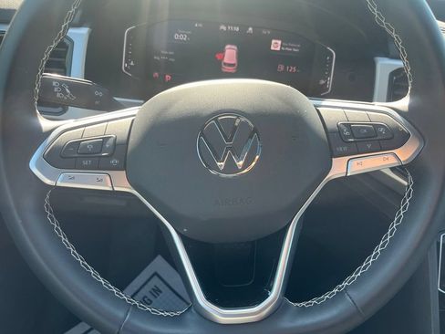 Certified 2023 Volkswagen Atlas Cross Sport SE w/ Panoramic Sunroof Package AWD/4WD image 21