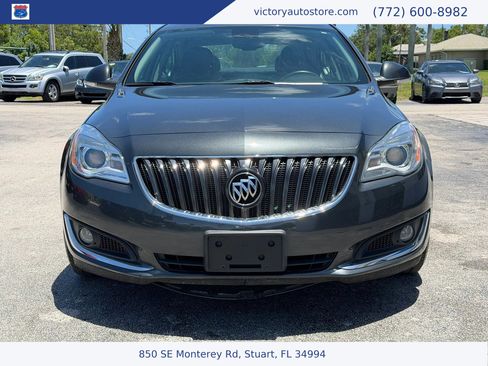 Used 2017 Buick Regal Sport Touring FWD image 6