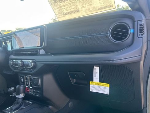 New 2025 Jeep Wrangler Unlimited Rubicon 4xe w/ Safety Group image 26