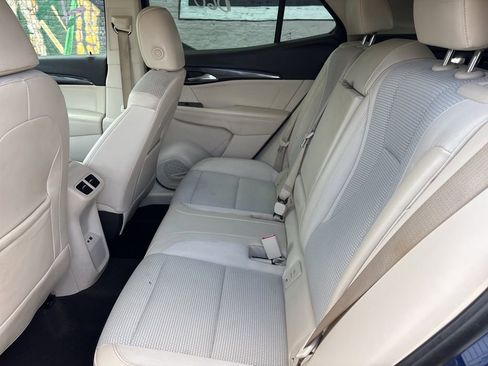 Used 2023 Buick Envision Preferred image 21