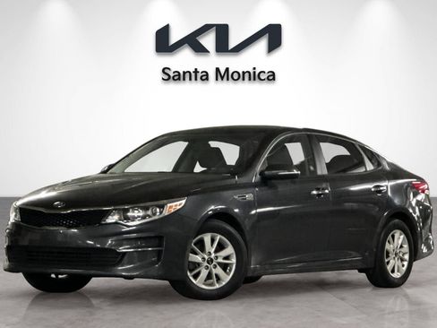 Used 2016 Kia Optima LX image 2