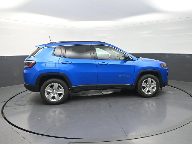 Used 2022 Jeep Compass Latitude AWD/4WD image 10