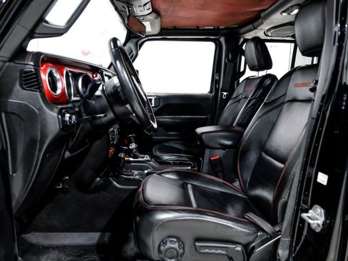 Used 2018 Jeep Wrangler Unlimited Rubicon w/ LED Lighting Group image 15