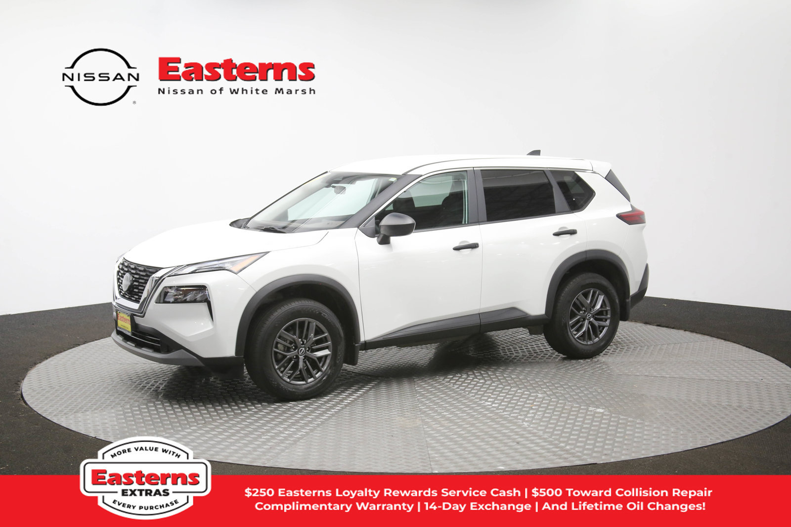 Used 2023 Nissan Rogue S AWD/4WD image 57