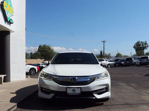 Used 2017 Honda Accord Sport Special Edition image 16
