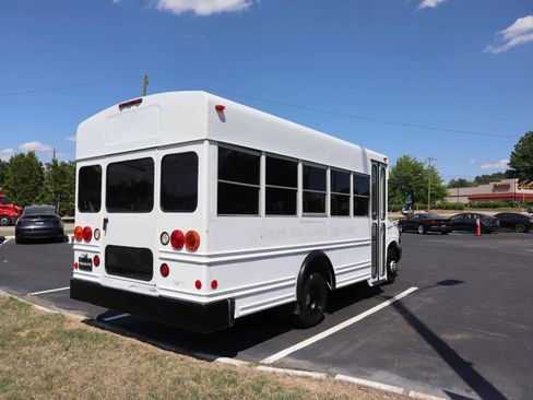 Used 2004 Chevrolet Express 3500 w/ School Bus Package image 10