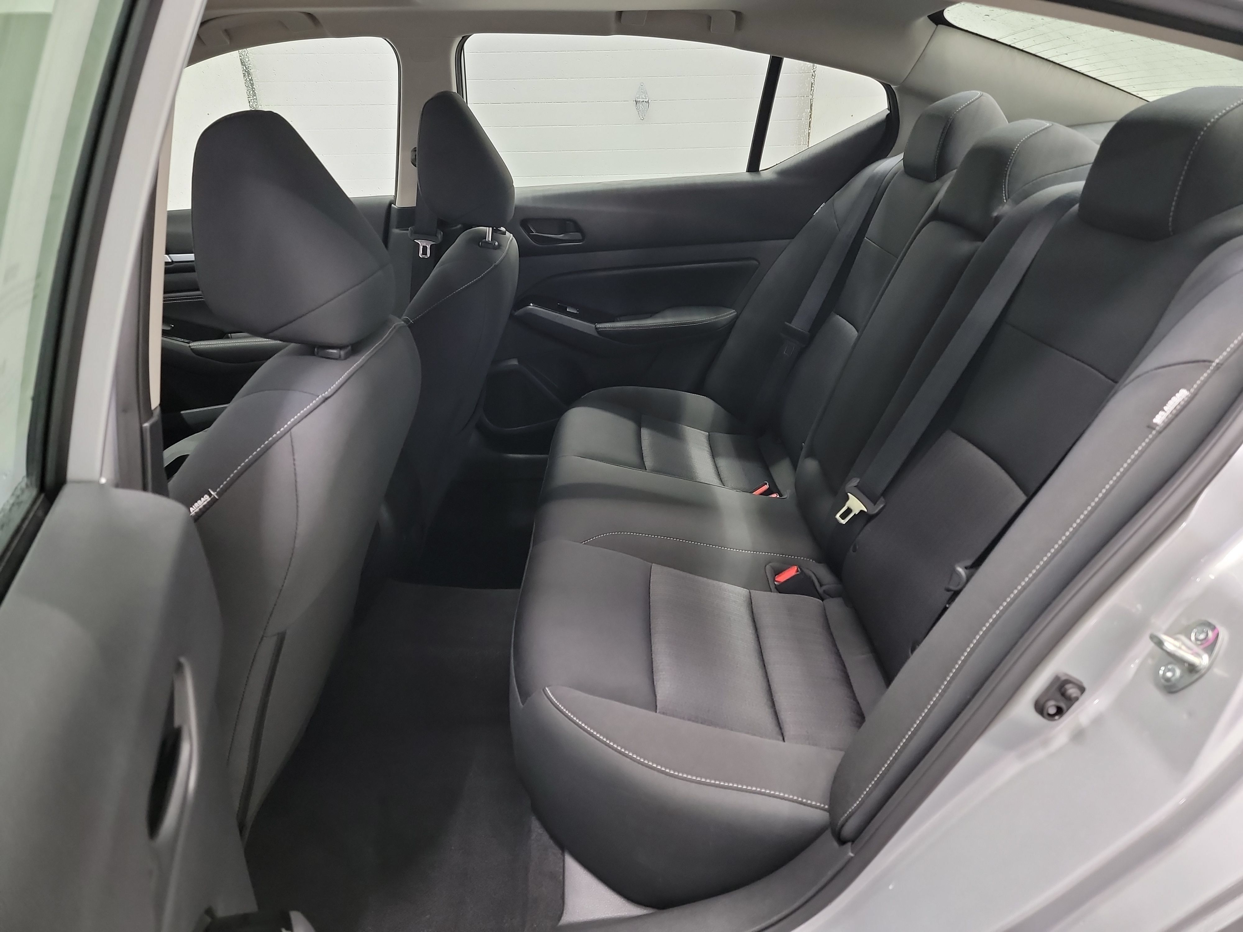 Used 2023 Nissan Altima 2.5 SV w/ SV Premium Package FWD image 28