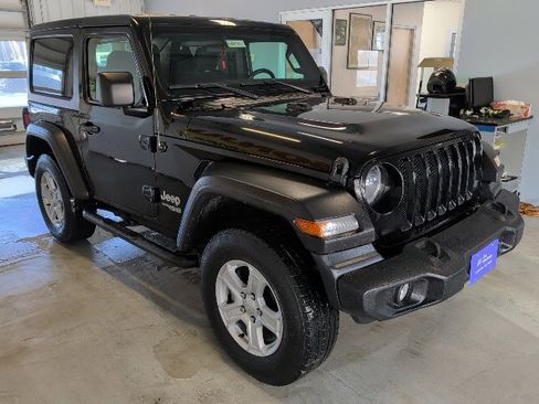 Used 2019 Jeep Wrangler Sport w/ Quick Order Package 28S image 7