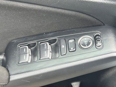 Used 2025 Honda Civic Sport image 12