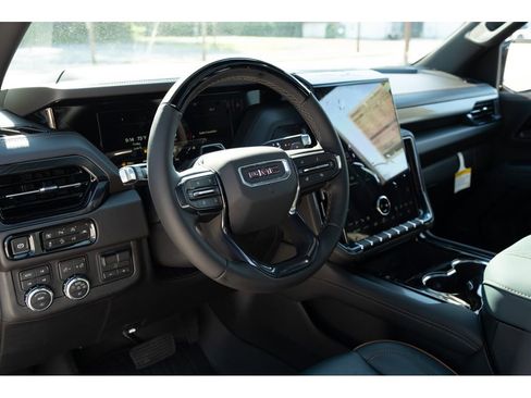 New 2026 GMC Yukon AT4 w/ AT4 Premium Plus Package AWD/4WD image 11