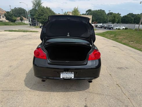 Used 2011 INFINITI G37 x Sedan w/ Premium Pkg AWD/4WD image 8