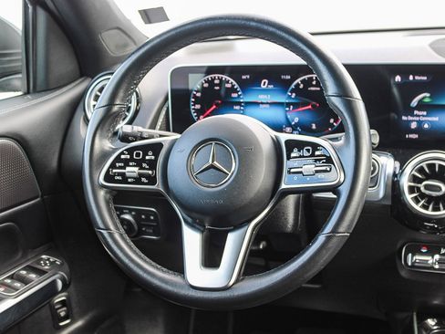 Used 2021 Mercedes-Benz GLB 250 image 16