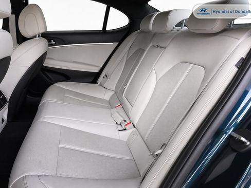 Used 2024 Genesis G70 2.5T RWD image 11