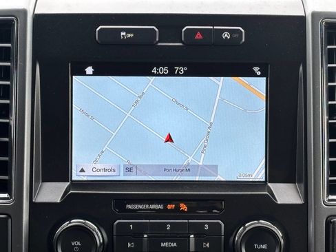 Used 2018 Ford F150 XLT w/ Equipment Group 302A Luxury AWD/4WD image 24