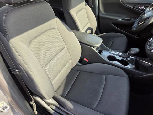 Used 2024 Chevrolet Malibu LT FWD image 10