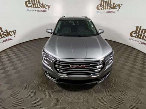 Certified 2023 GMC Terrain SLT AWD/4WD image 3