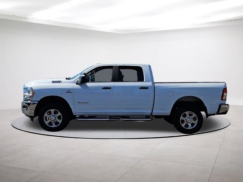 Used 2023 RAM 2500 Big Horn w/ Level 1 Equipment Group AWD/4WD image 4