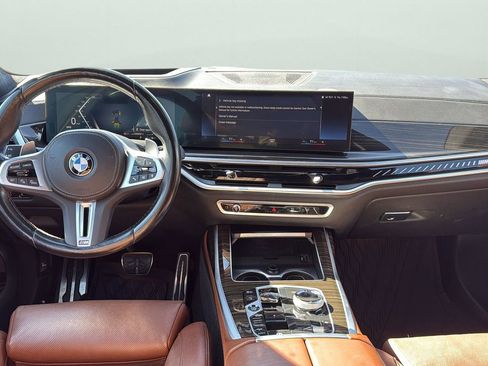 Used 2023 BMW X7 M60i w/ Executive Package image 22